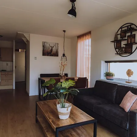 Cozy House With Dishwasher, Not Far From Amsterdam *