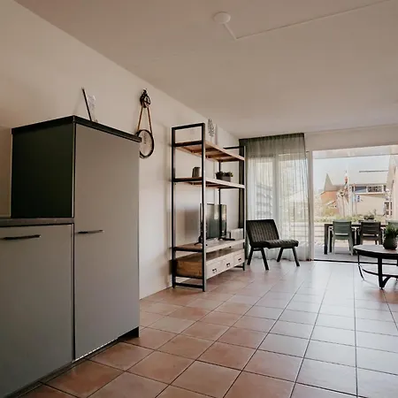 בית נופש In Waterpark With Private Jetty