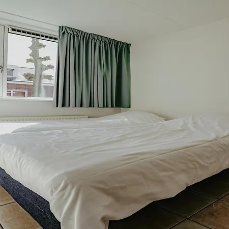 In Waterpark With Private Jetty Uitgeest