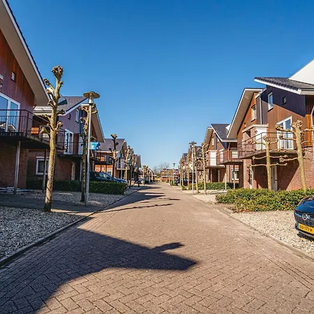 In Waterpark With Private Jetty * Uitgeest